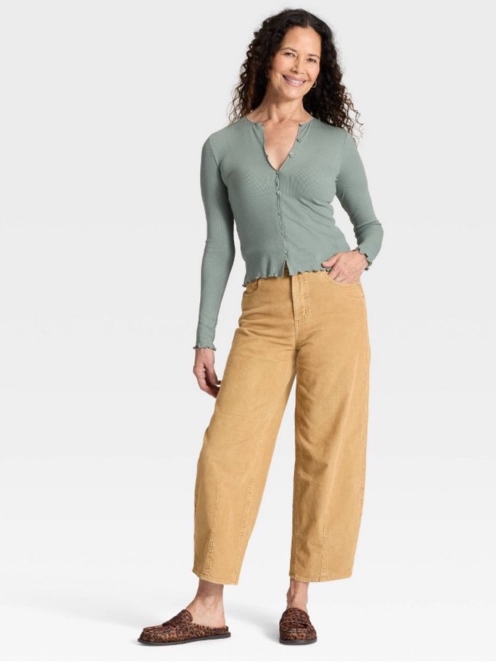 Universal Thread High-Rise Corduroy Easy Barrel Jeans Tan Size 2 NWT - Picture 2 of 12